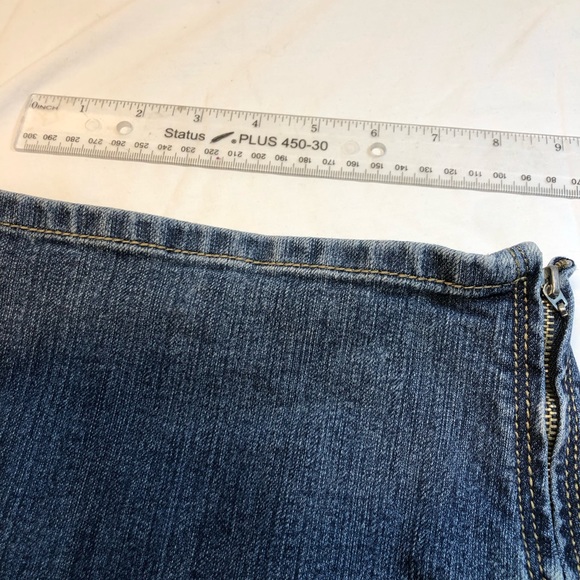 Reset Denim Capris Jeans Size 20, side zippered at bottom , front pockets - Picture 9 of 11